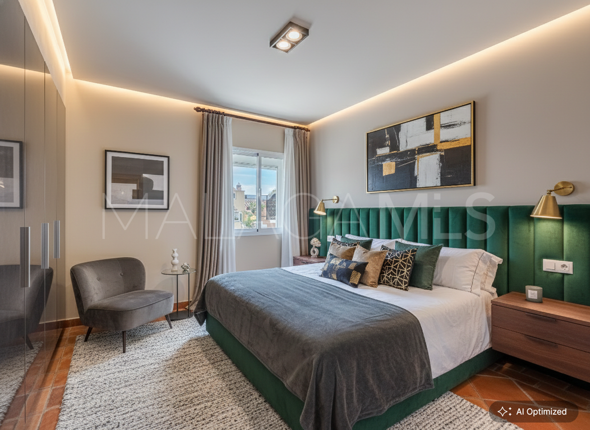 Apartment for sale in Guadalmina Alta with 4 bedrooms