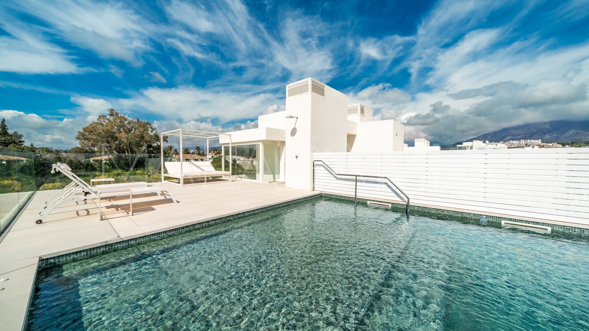 Atico duplex for sale in Golden Mile de 3 bedrooms