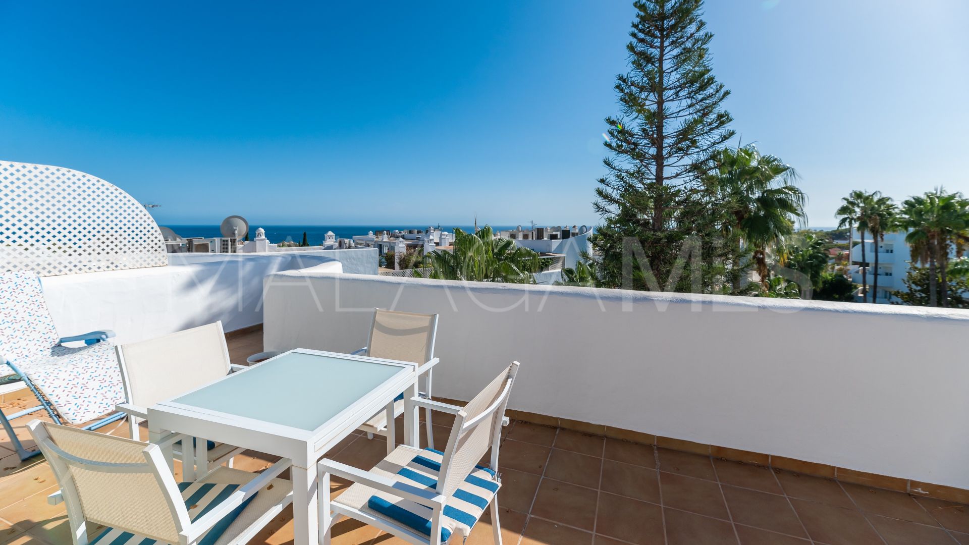 Penthouse for sale in Marbella Real with 2 bedrooms