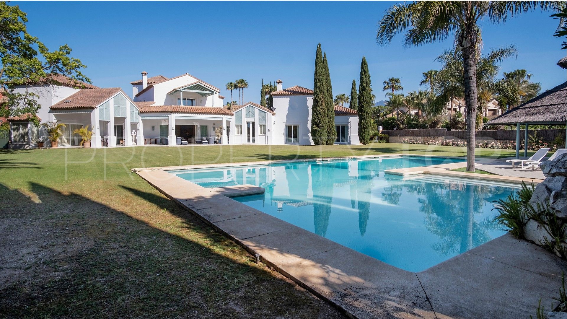 Guadalmina Baja, villa a la venta