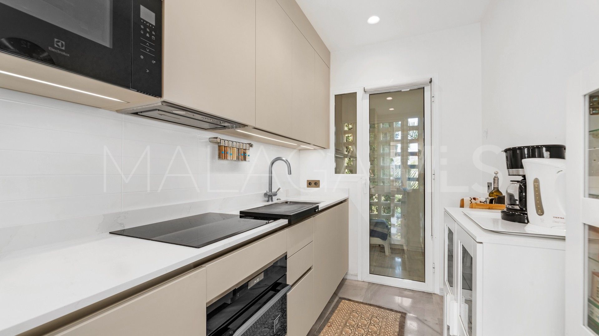 Lägenhet for sale in Marbella - Puerto Banus