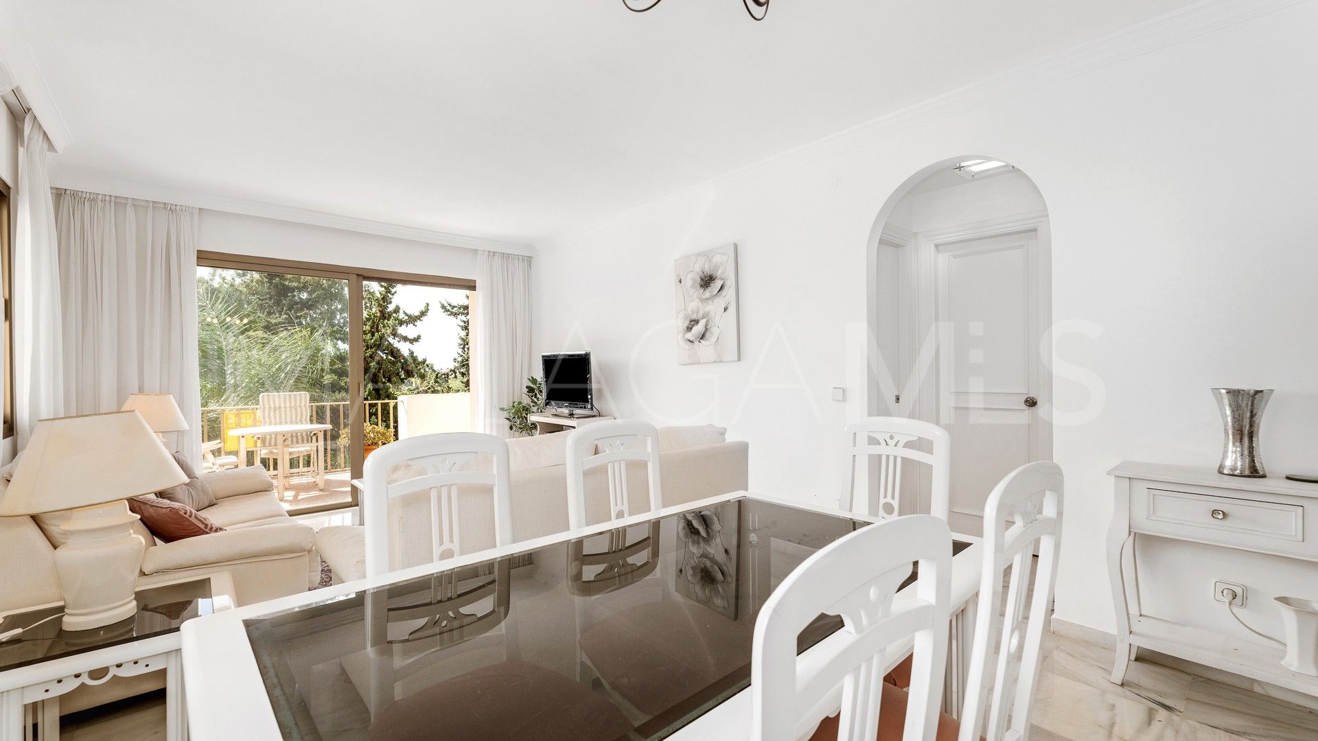 For sale Marbella - Puerto Banus apartment with 2 bedrooms