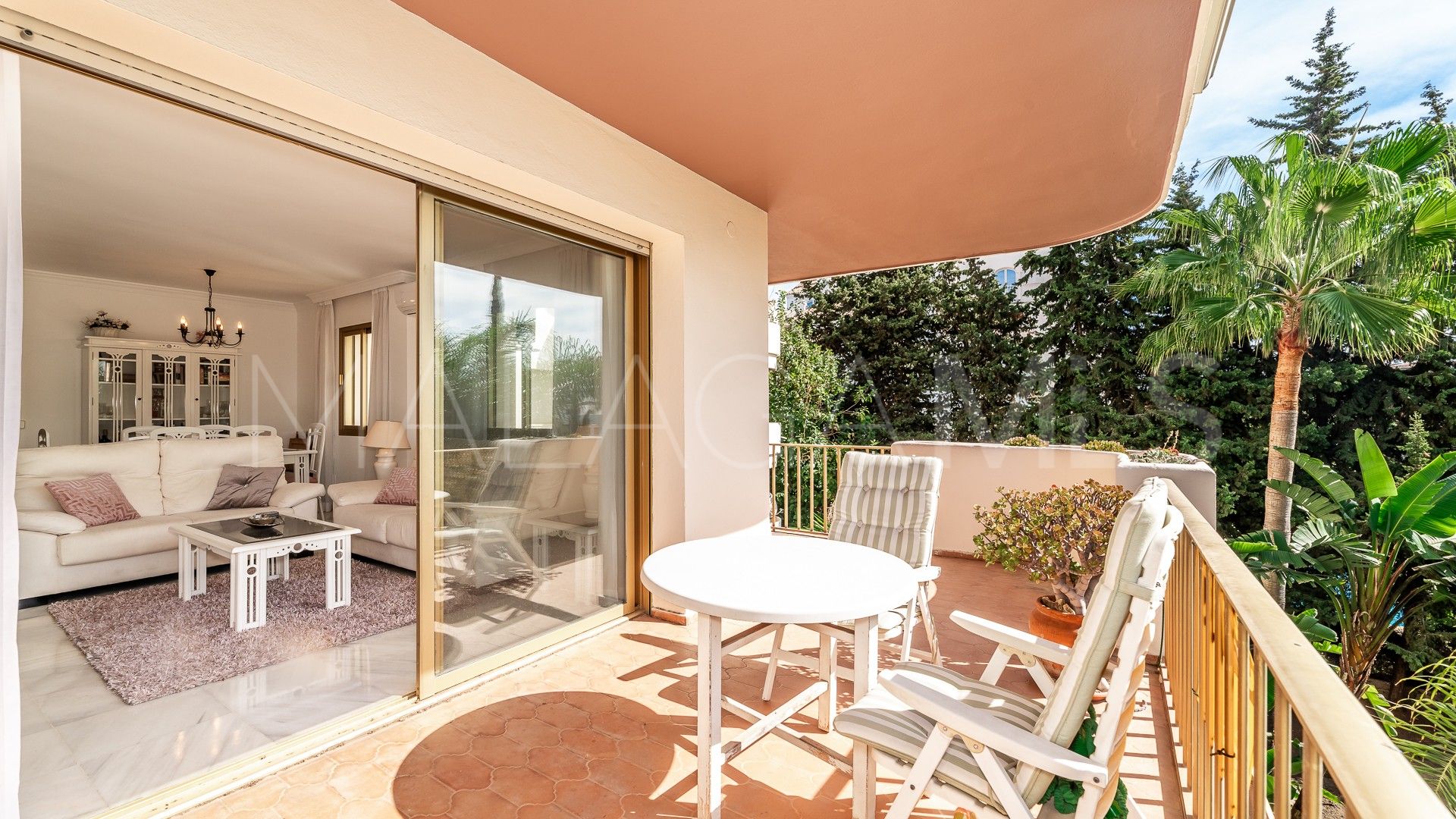 For sale Marbella - Puerto Banus apartment with 2 bedrooms