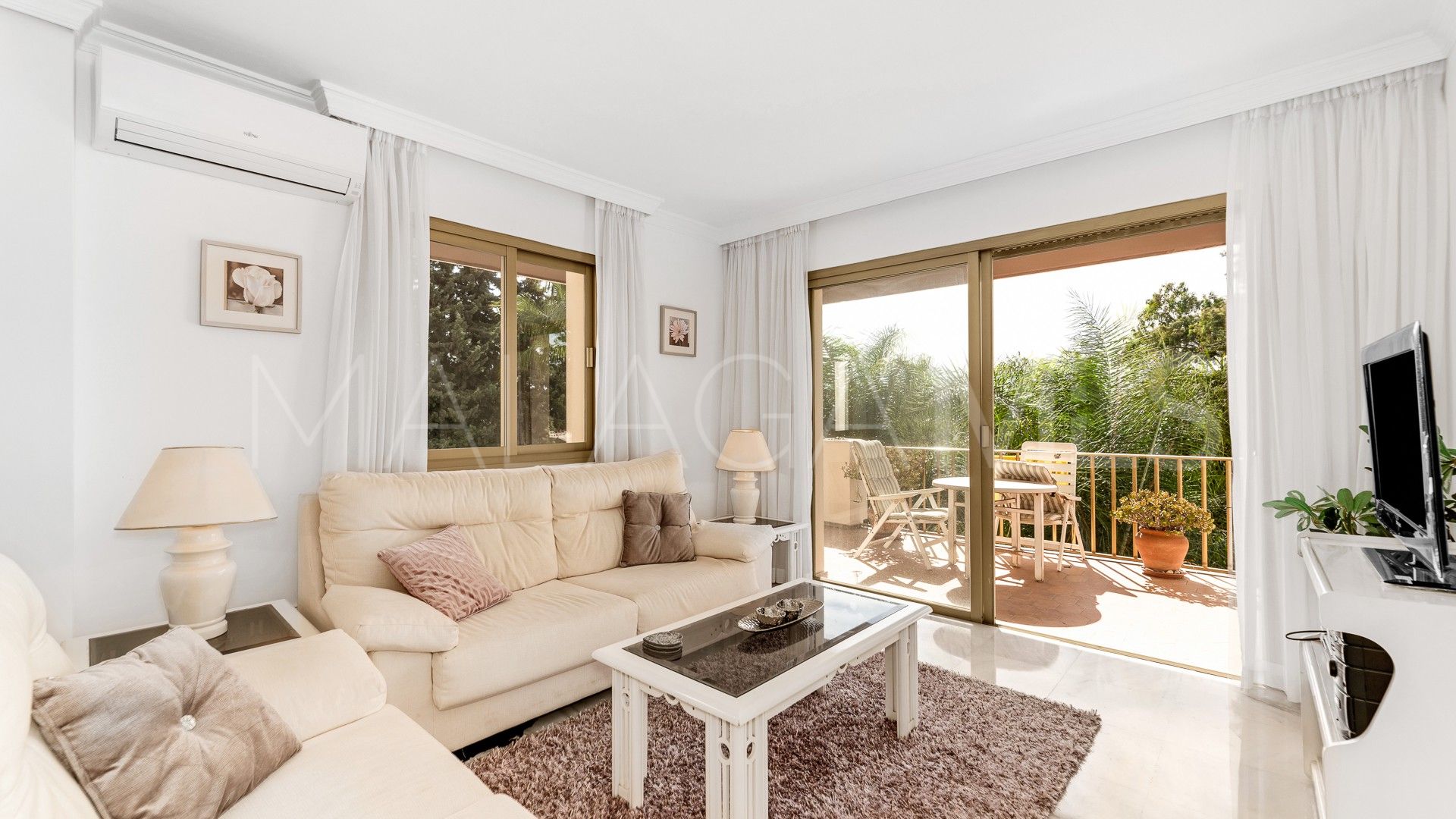 For sale Marbella - Puerto Banus apartment with 2 bedrooms