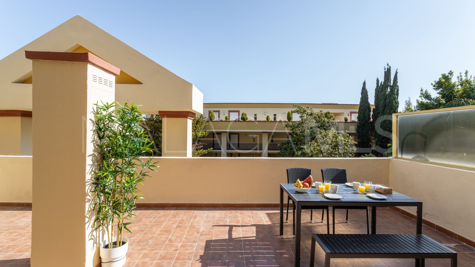 Apartment for sale in Elviria