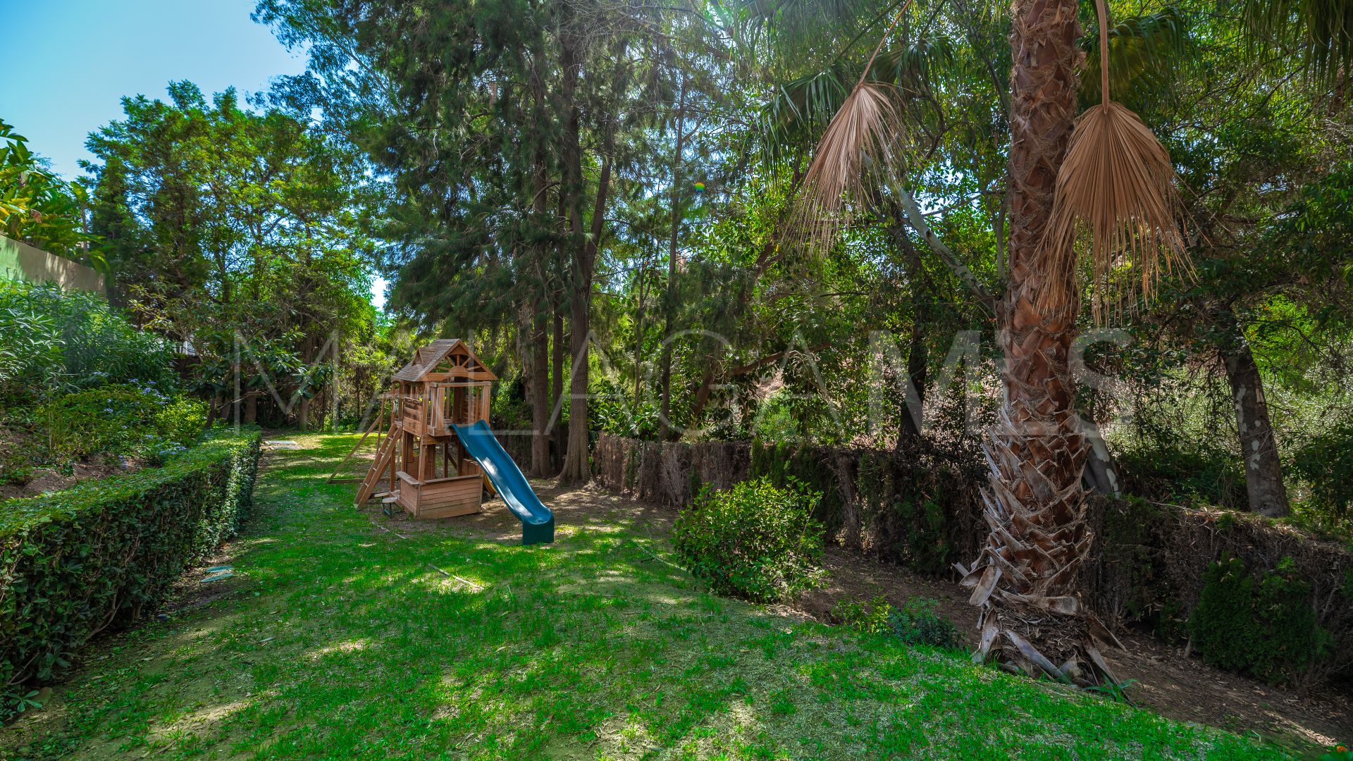 For sale villa in Hacienda las Chapas