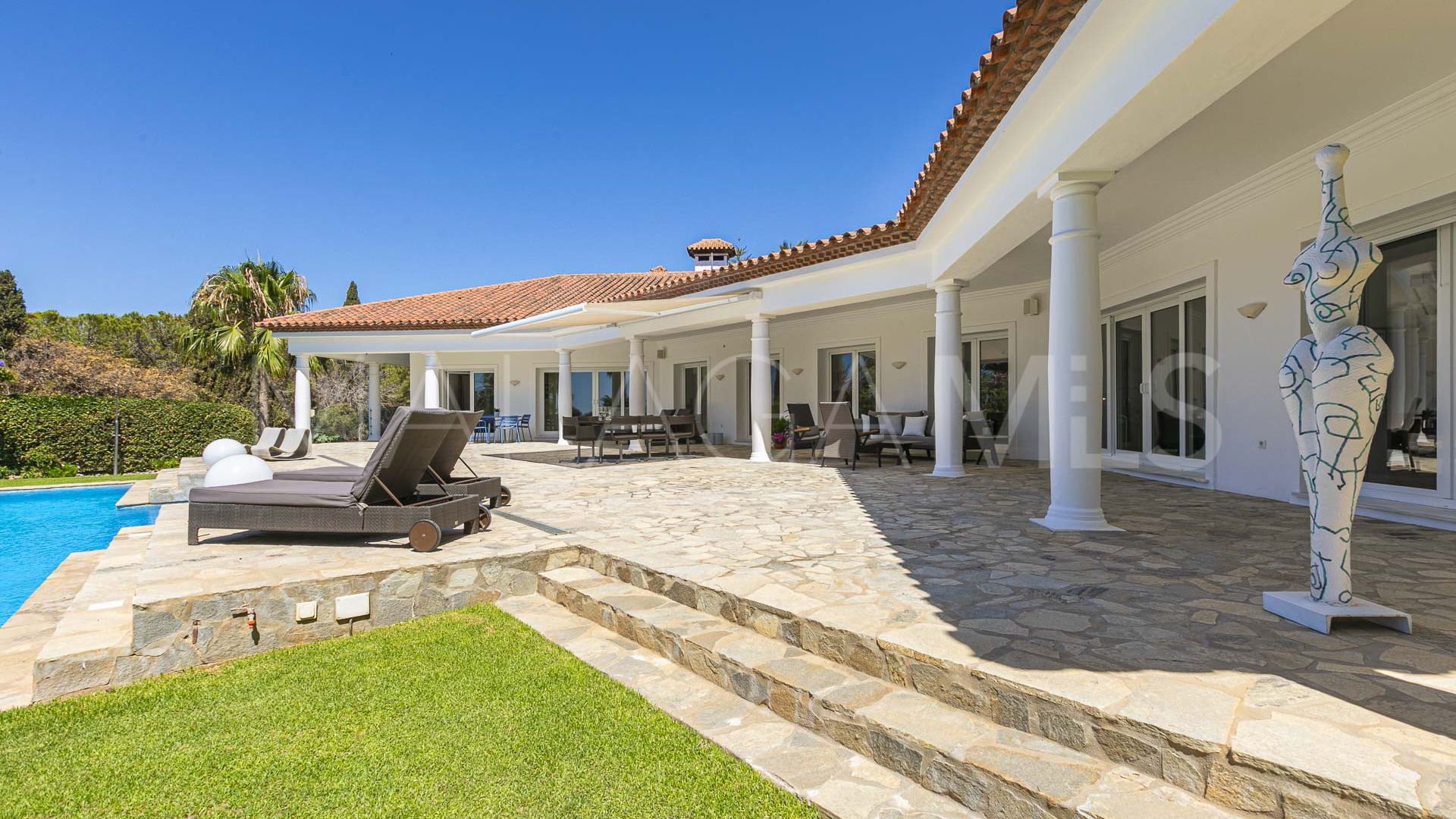 Villa for sale in Hacienda las Chapas