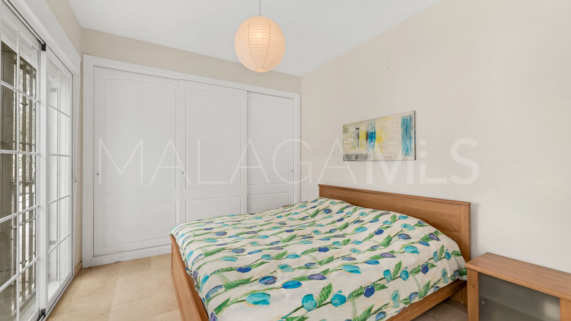 Villa for sale in Elviria
