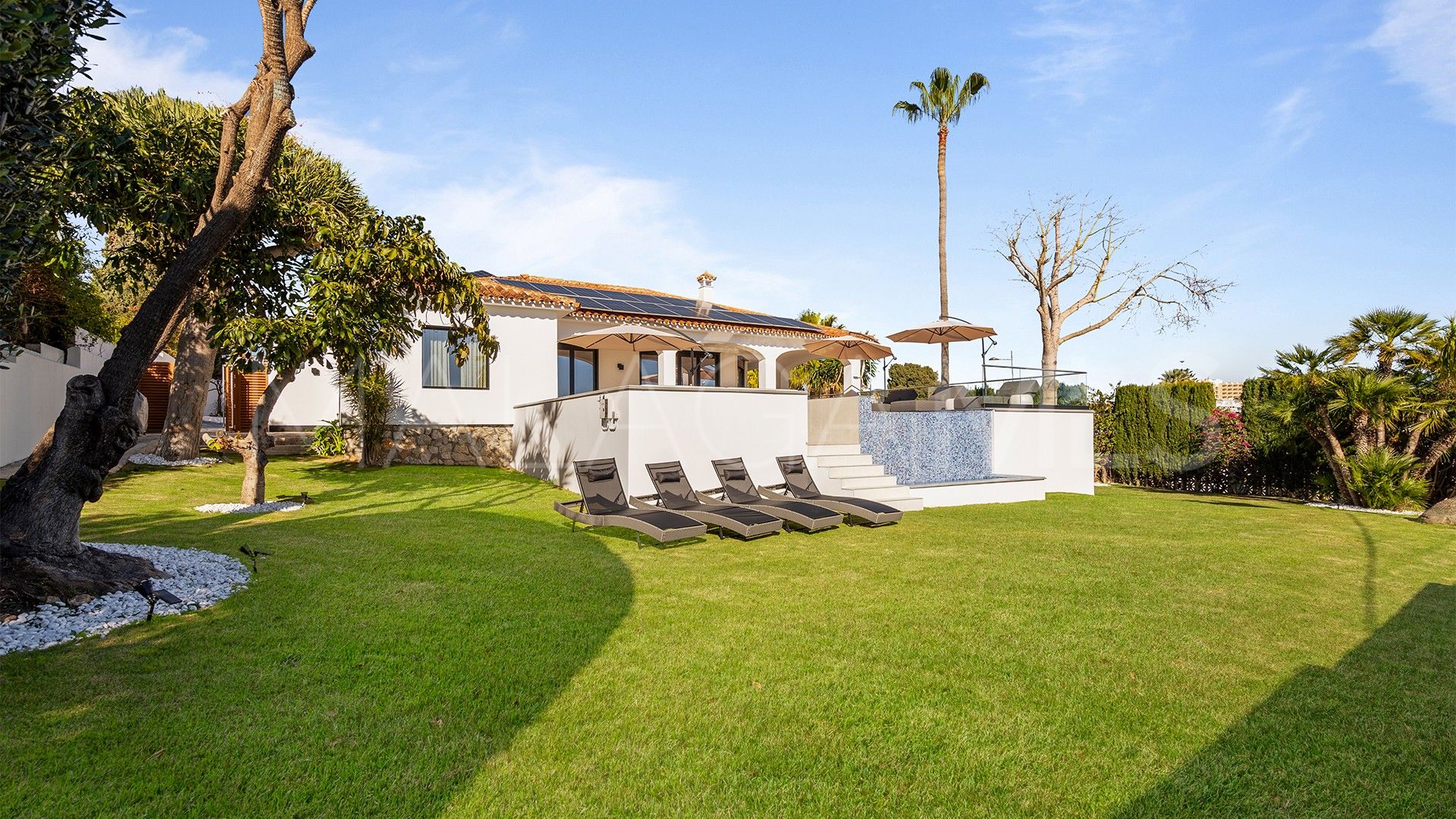 Villa for sale in Rio Real
