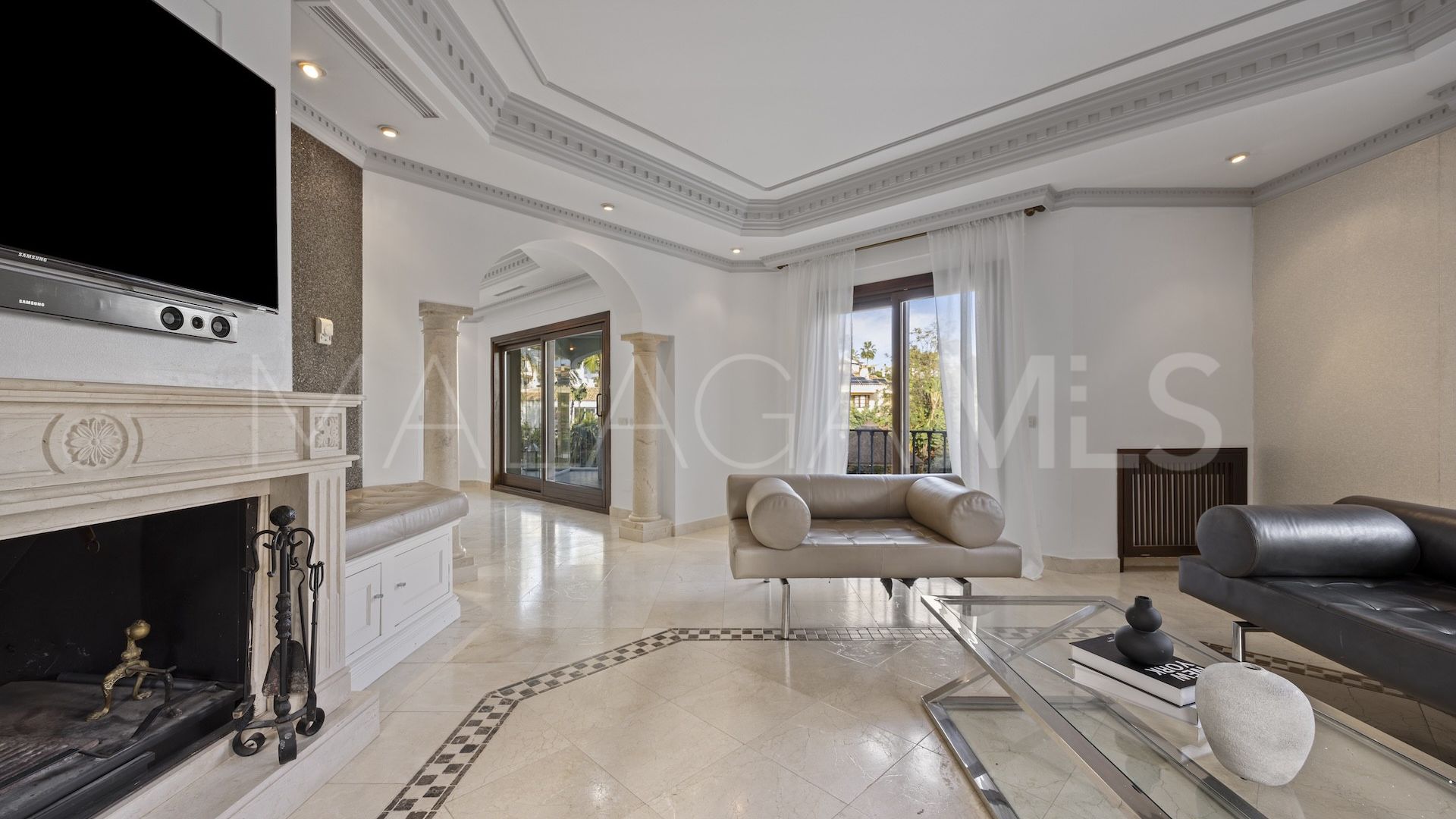 Villa for sale in Los Arqueros