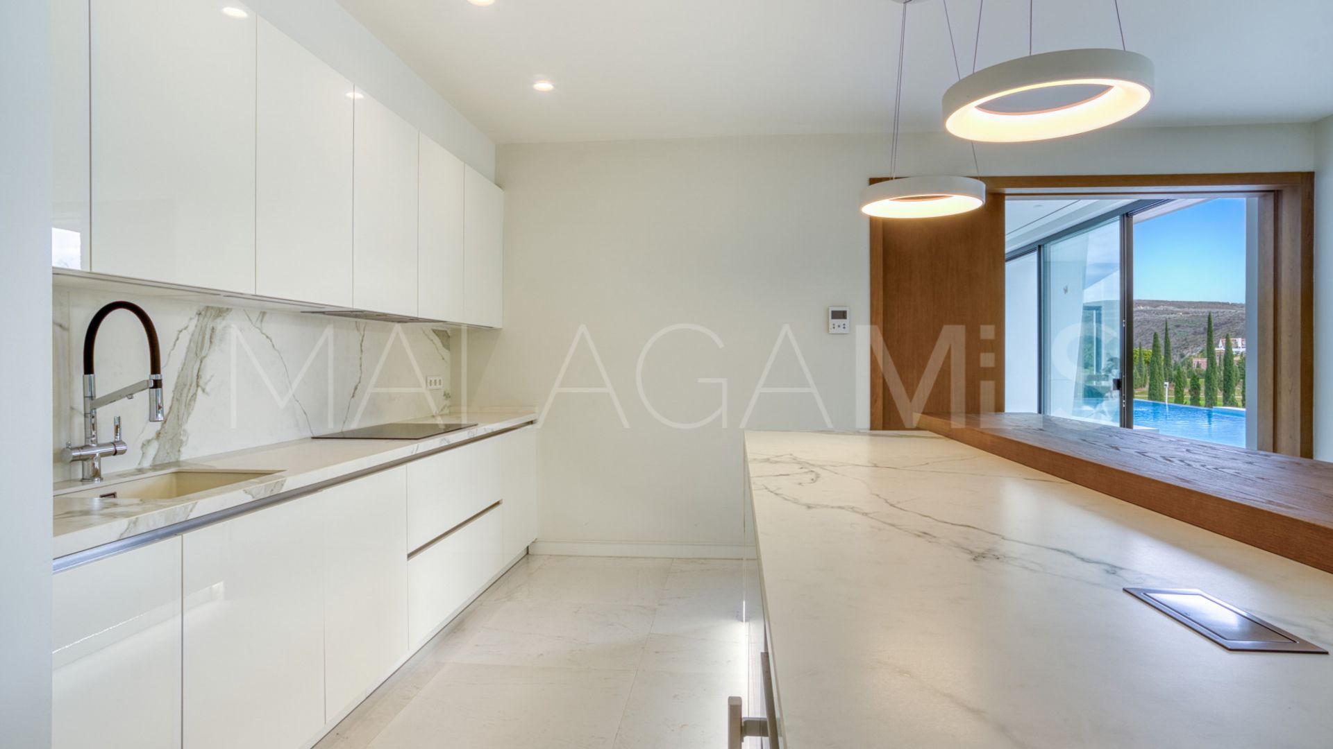For sale villa in Los Flamingos Golf with 4 bedrooms