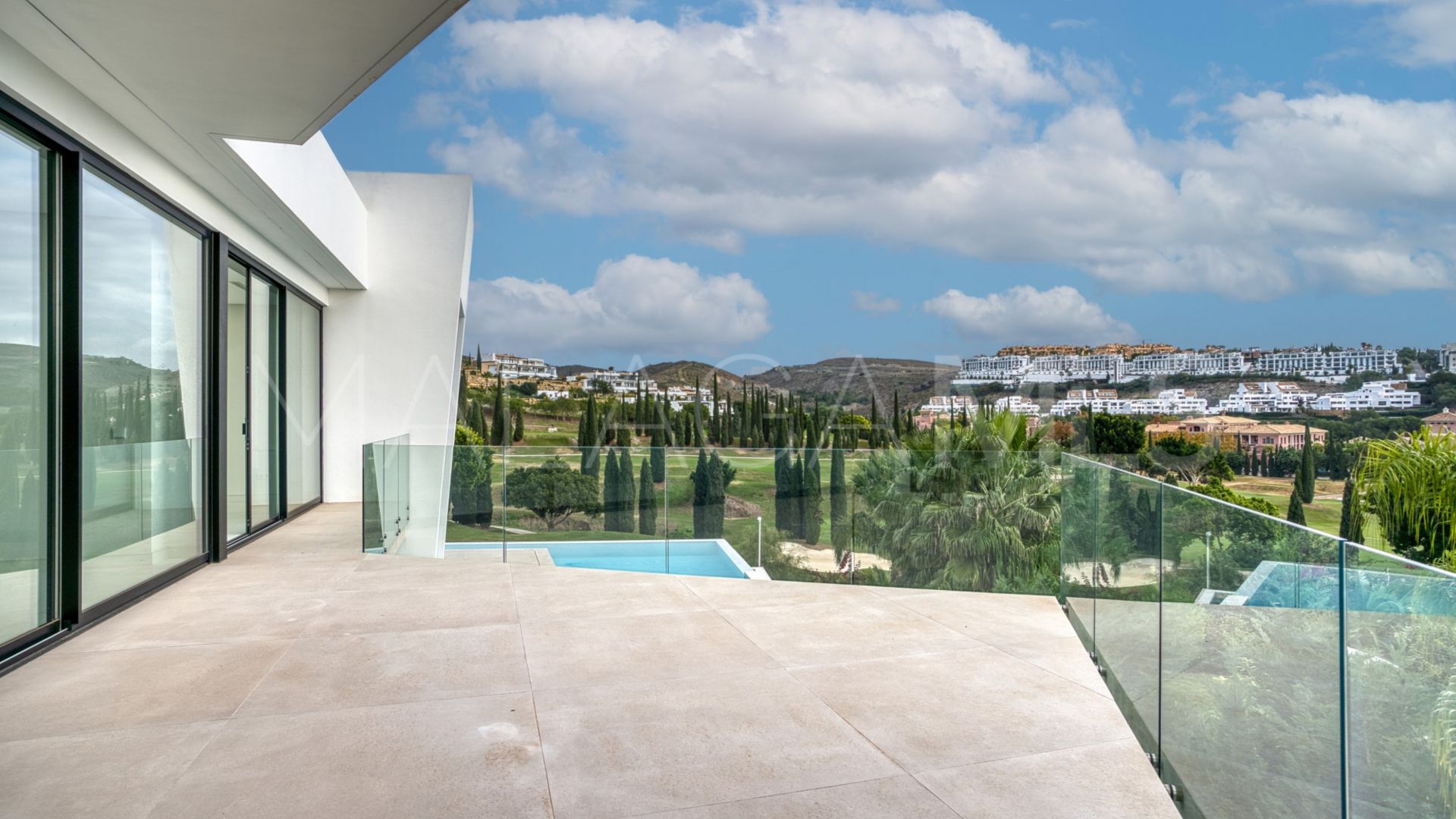For sale villa in Los Flamingos Golf with 4 bedrooms