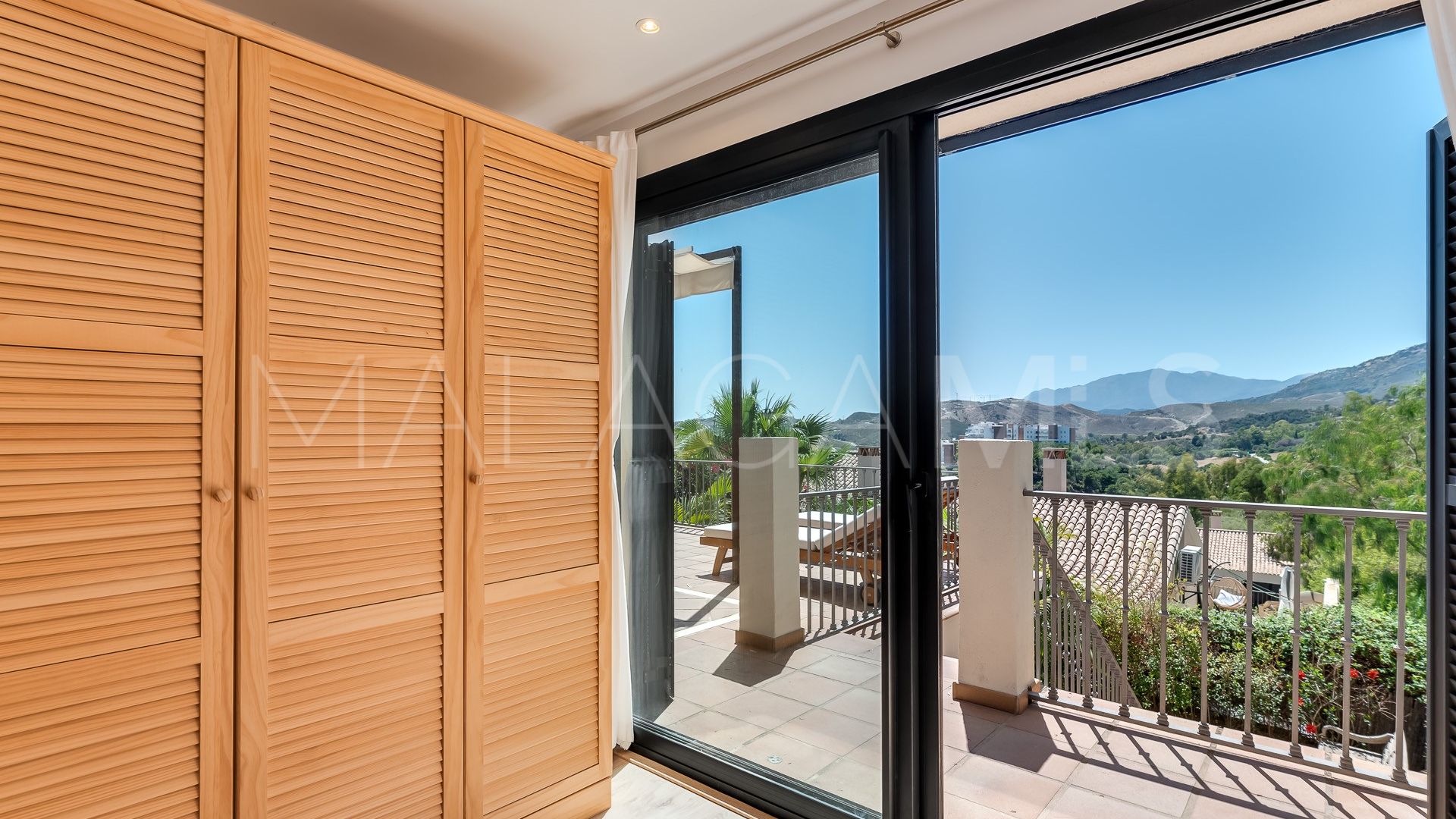 Parhus for sale in Los Arqueros
