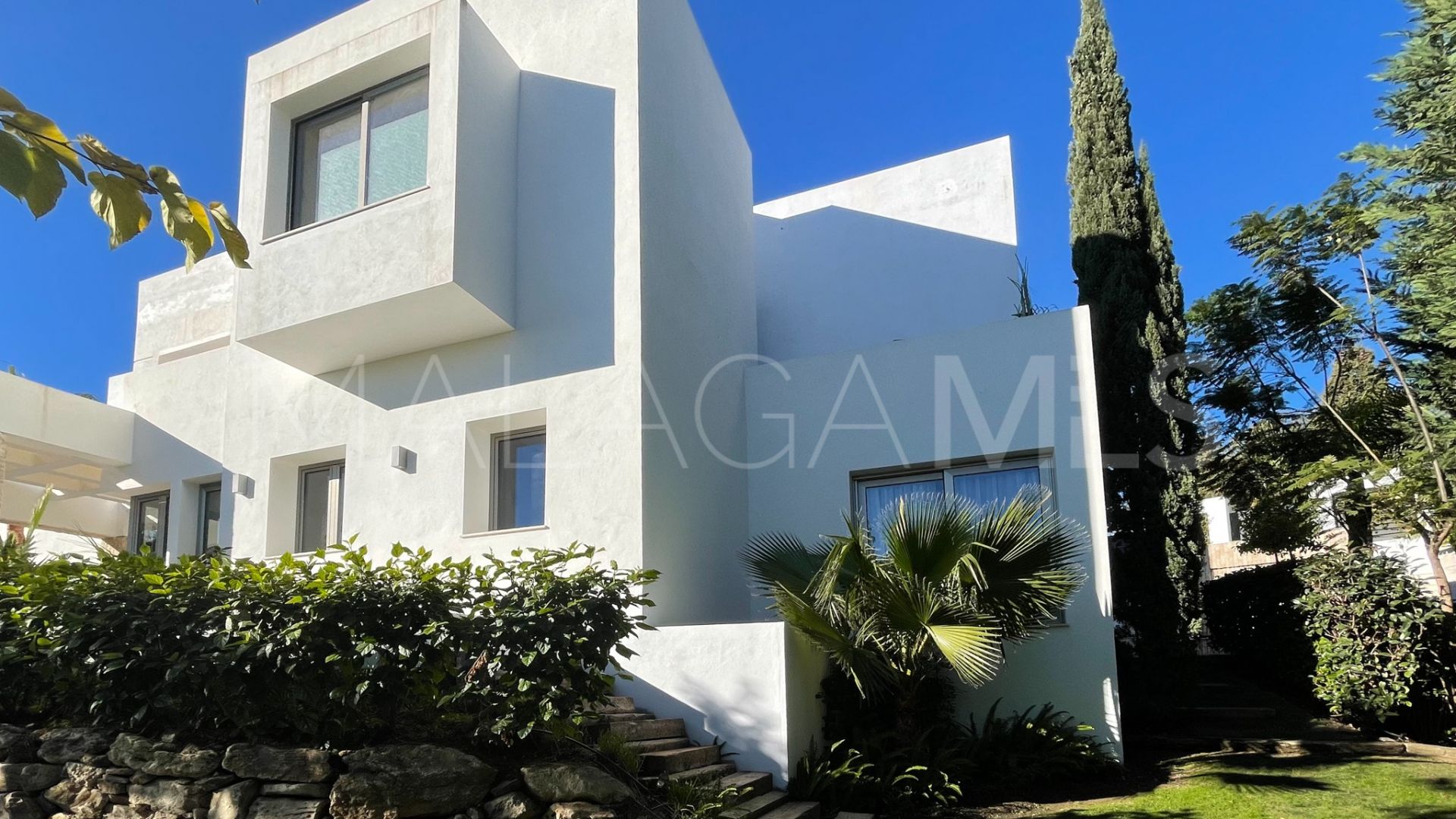 Villa for sale in Paraiso Alto