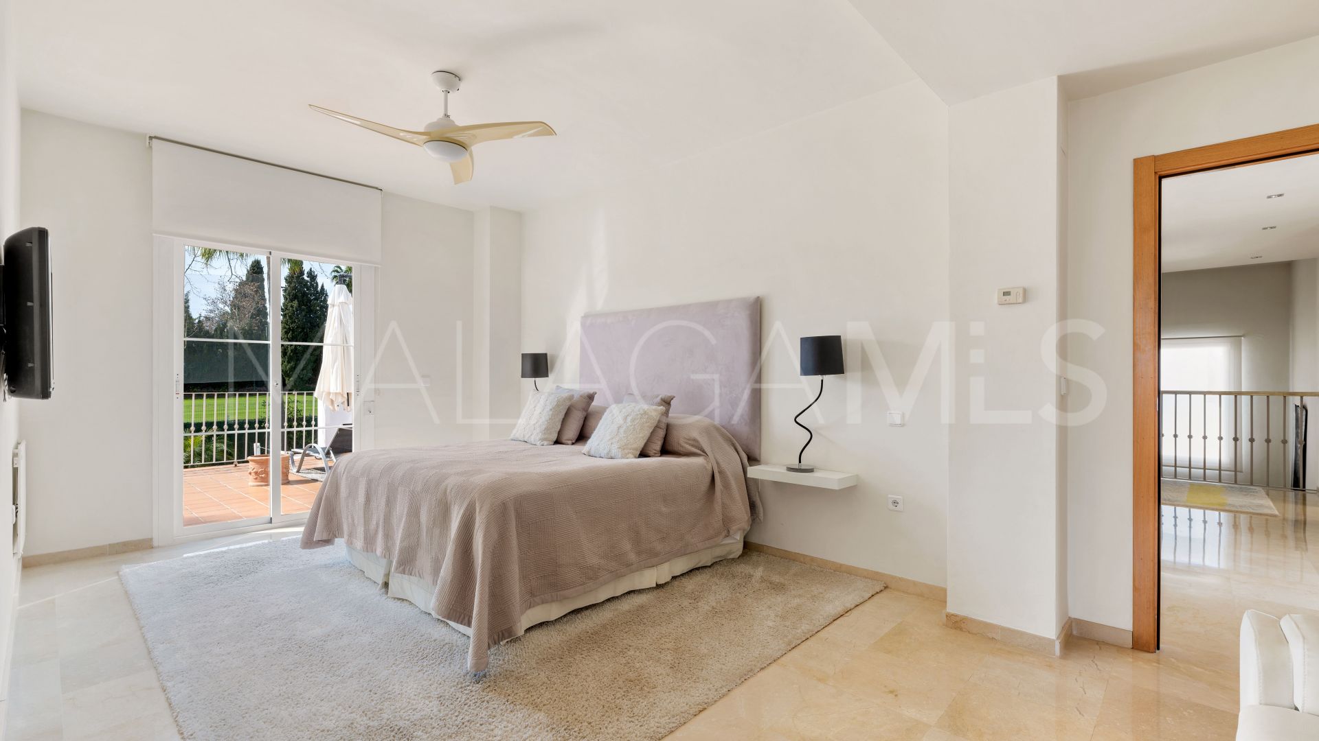 Se vende villa in Guadalmina Alta with 5 bedrooms