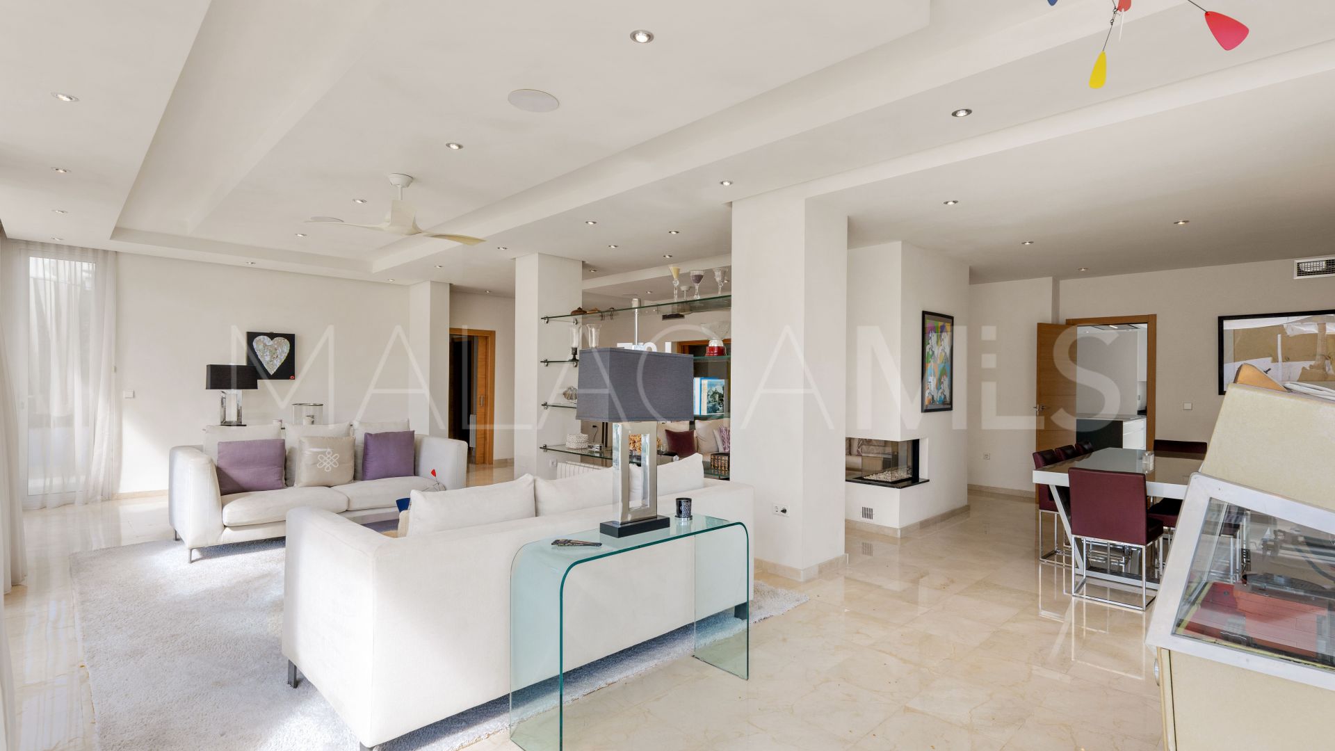 Se vende villa in Guadalmina Alta with 5 bedrooms