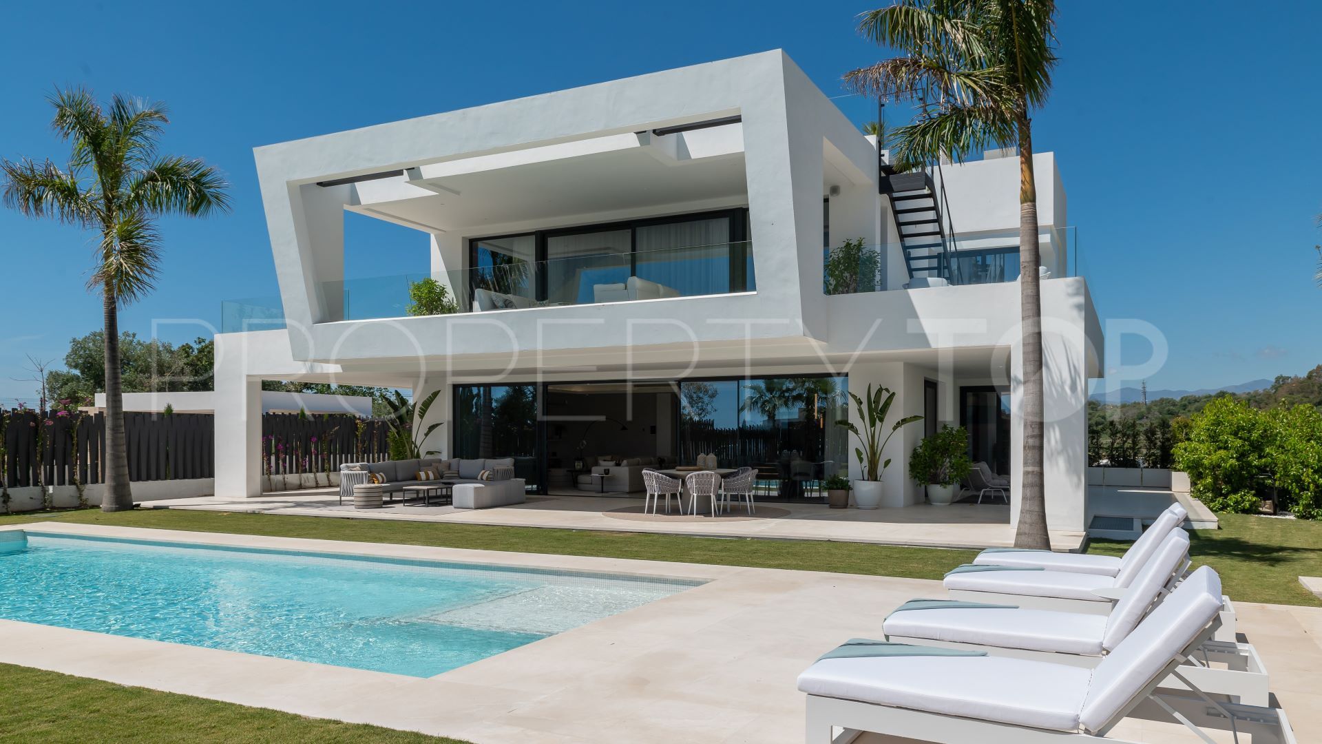 Las Lomas de Marbella, villa a la venta de 5 dormitorios