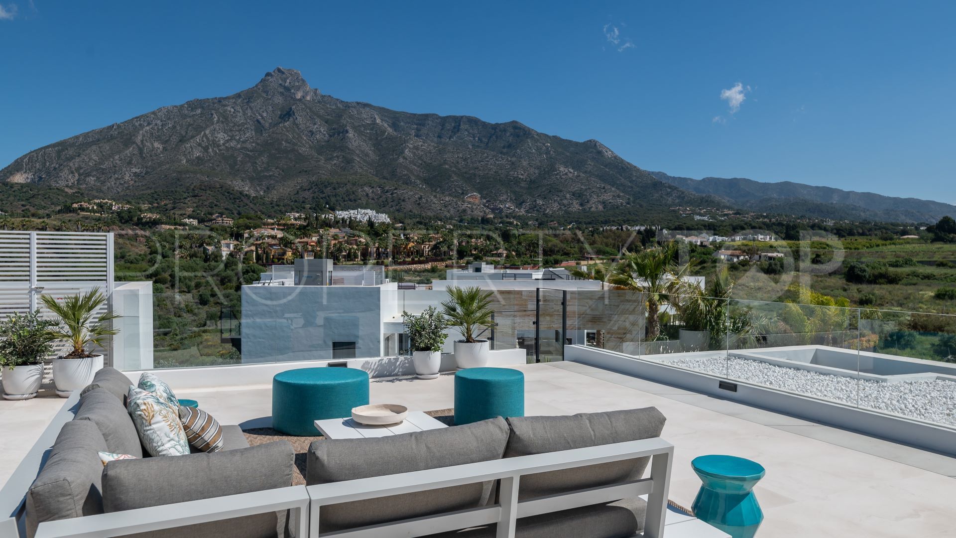 Las Lomas de Marbella, villa a la venta de 5 dormitorios