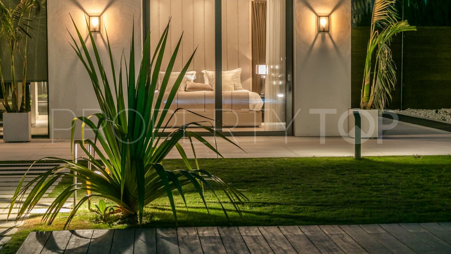 Golden Mile loft for sale