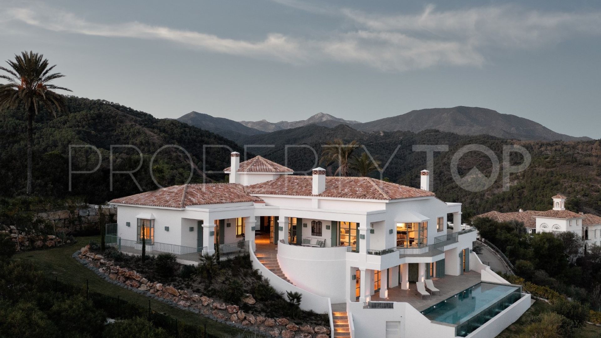 Villa en venta en El Madroñal de 4 dormitorios