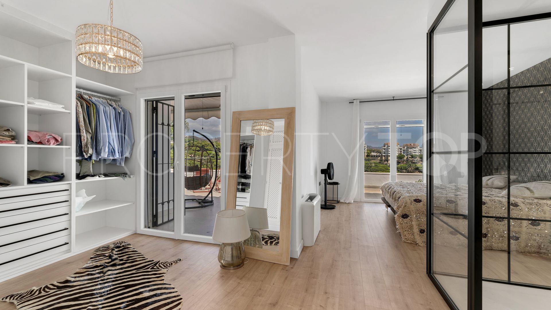 Buy villa in Rio Real