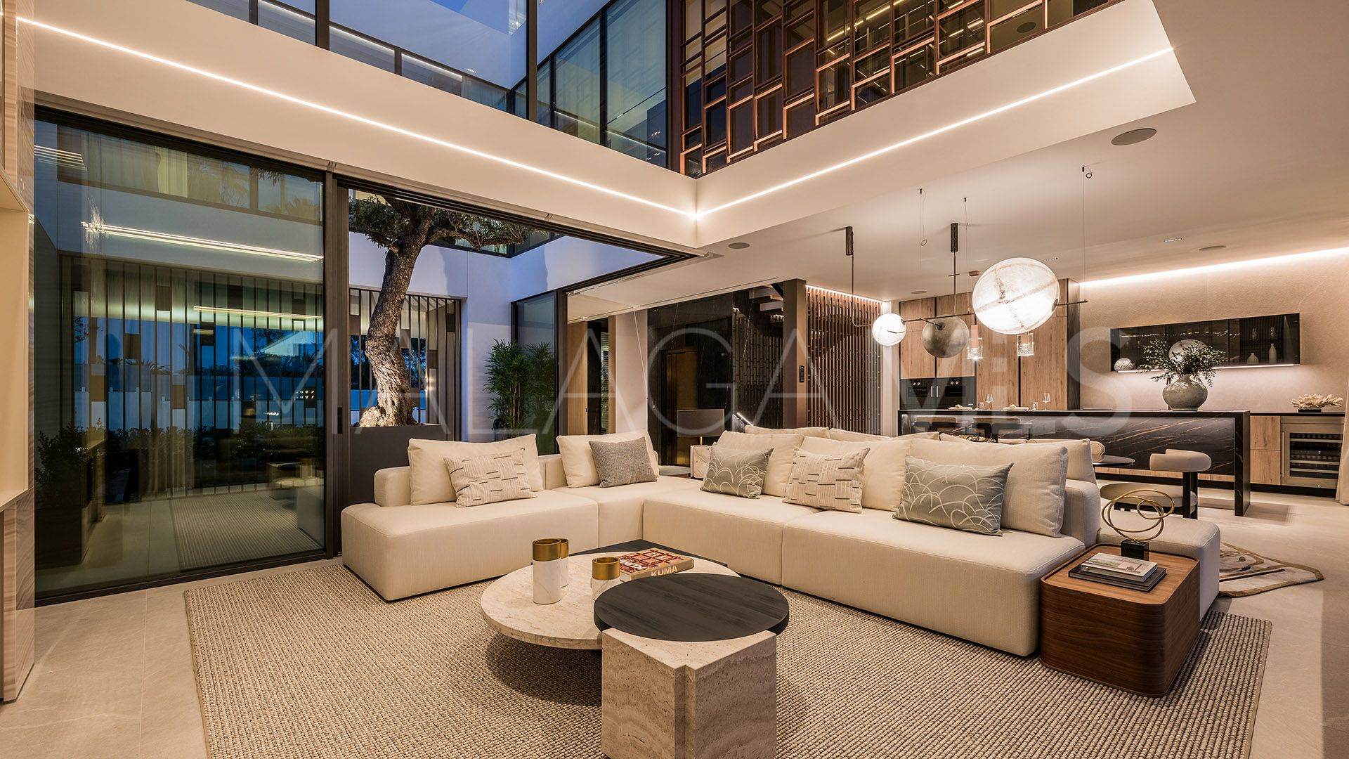 4 bedrooms Marbella Golden Mile villa for sale