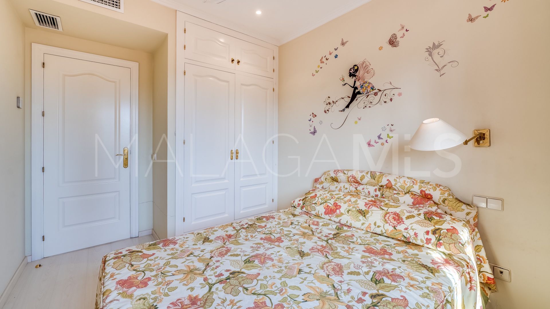 5 bedrooms villa in Beach Side Golden Mile for sale