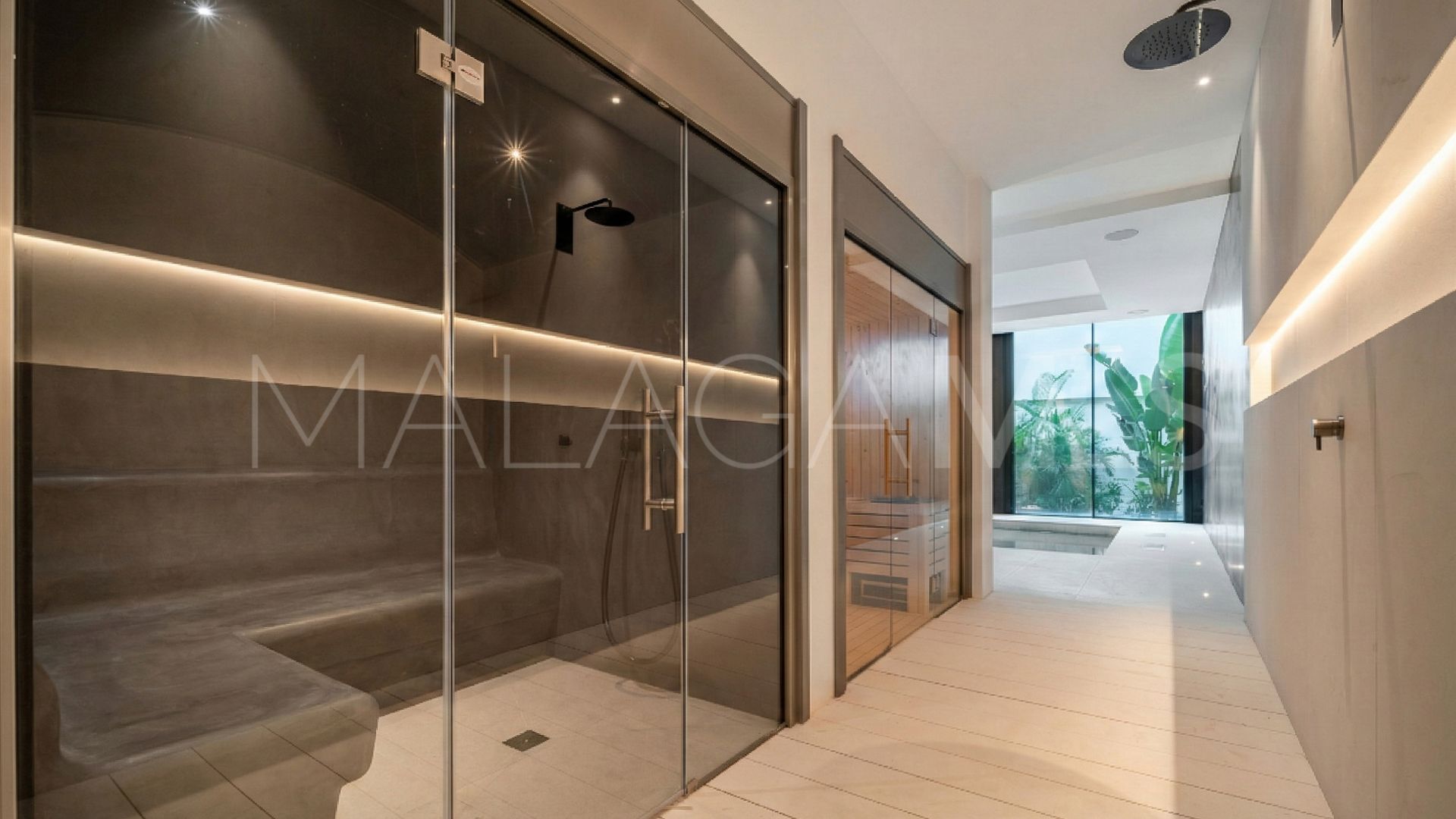 Villa for sale in Cascada de Camojan