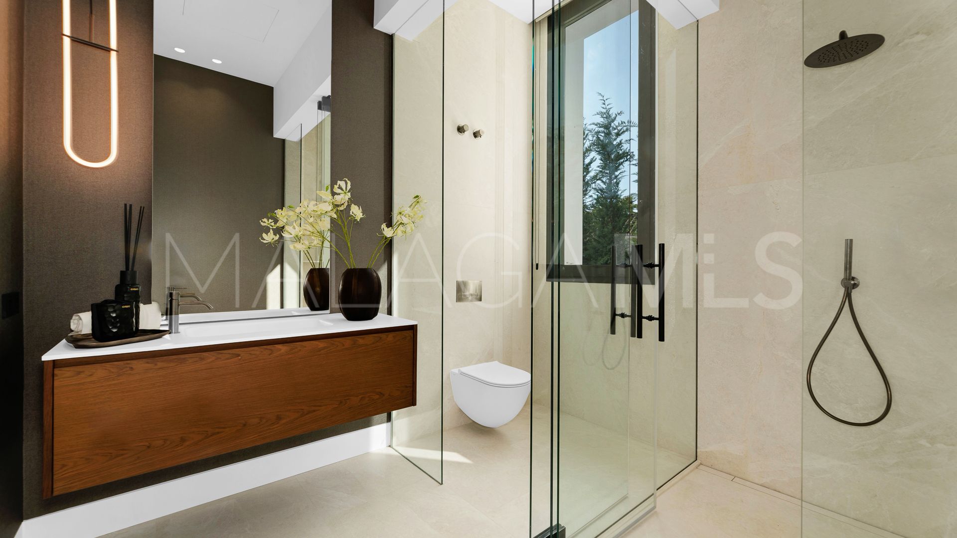6 bedrooms villa in Cascada de Camojan for sale