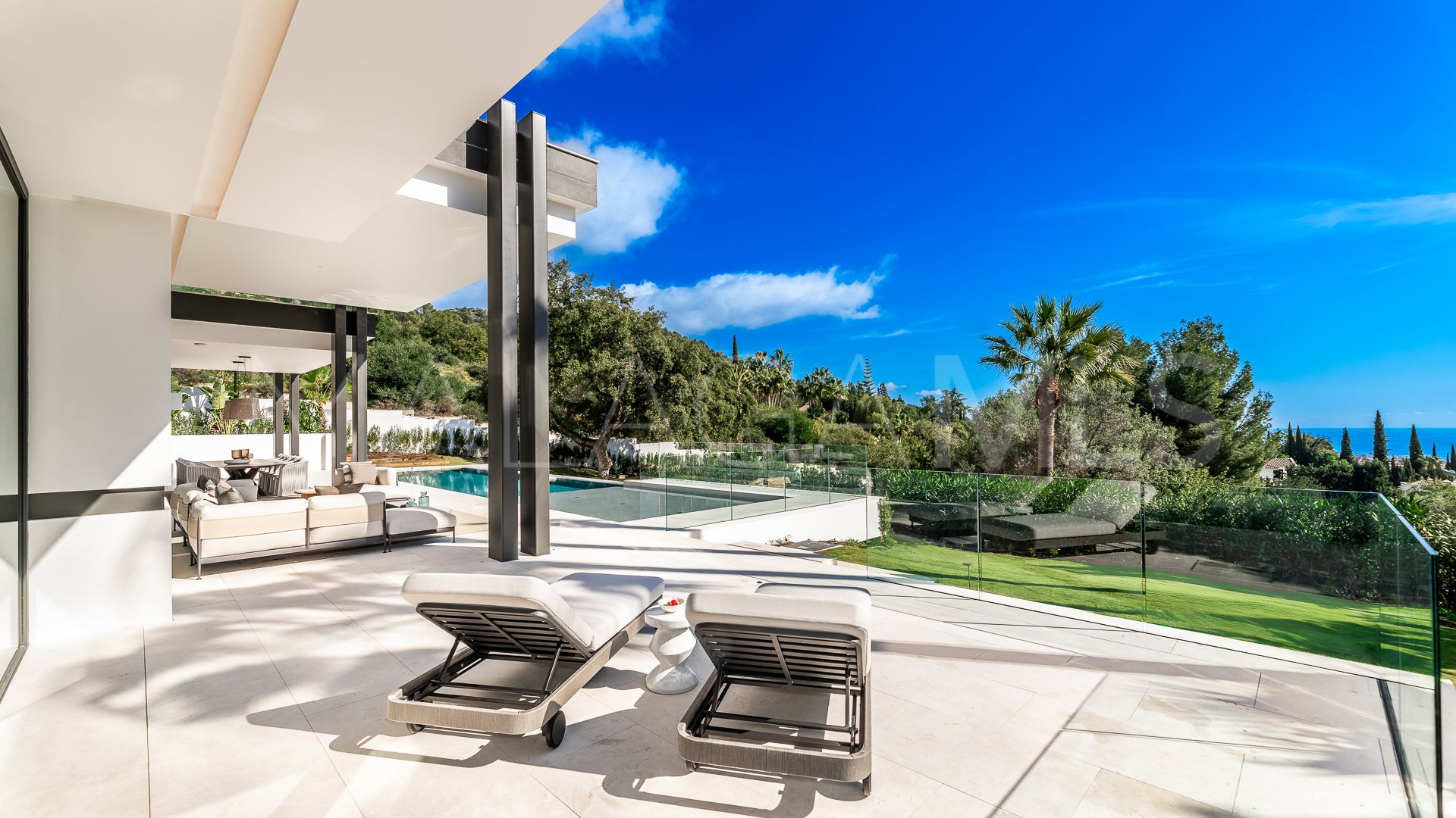 6 bedrooms villa in Cascada de Camojan for sale
