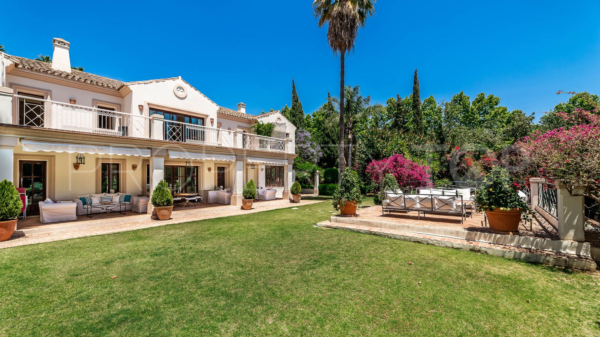 La Carolina villa for sale