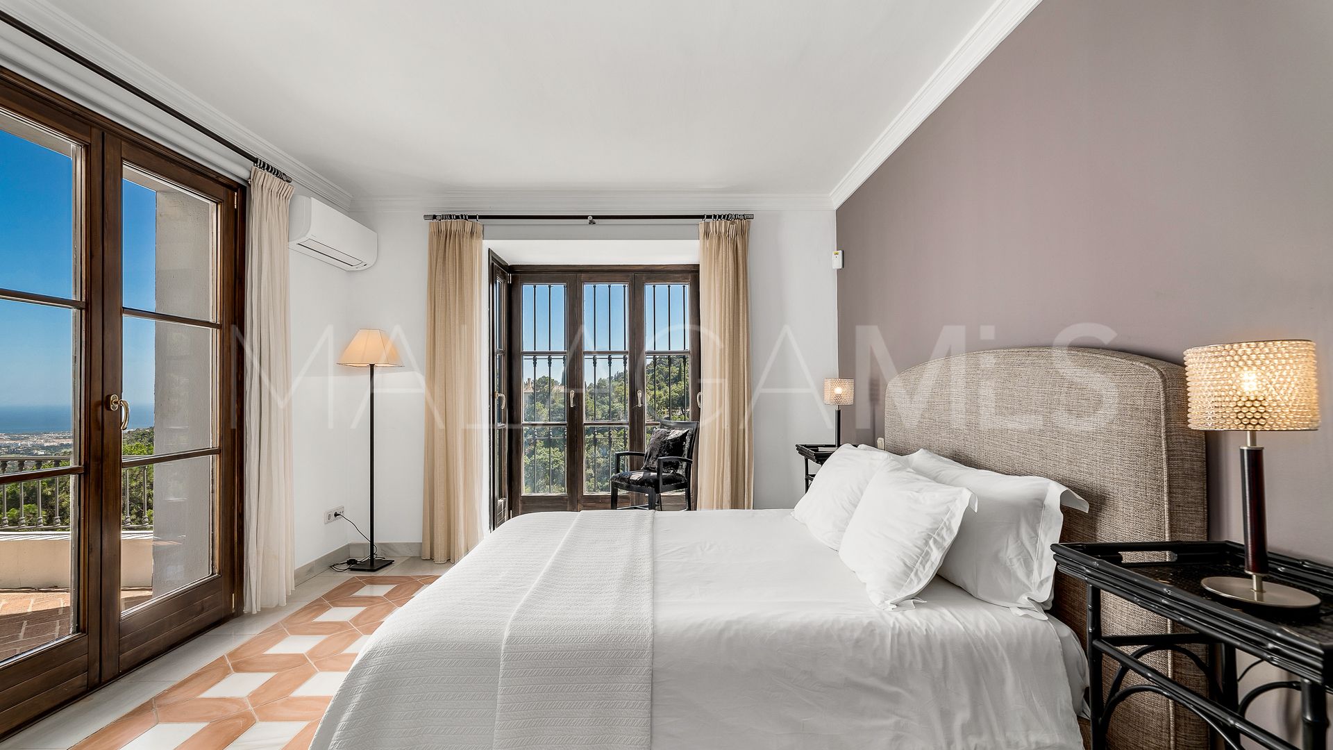 Villa for sale in El Madroñal
