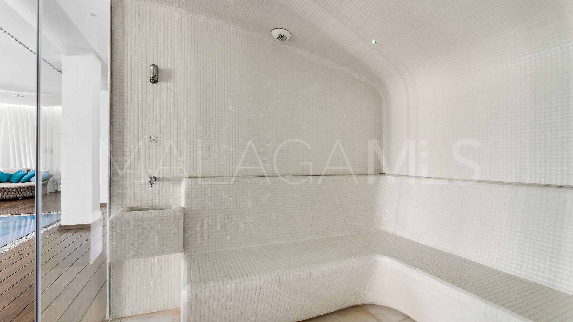 Villa for sale in El Madroñal