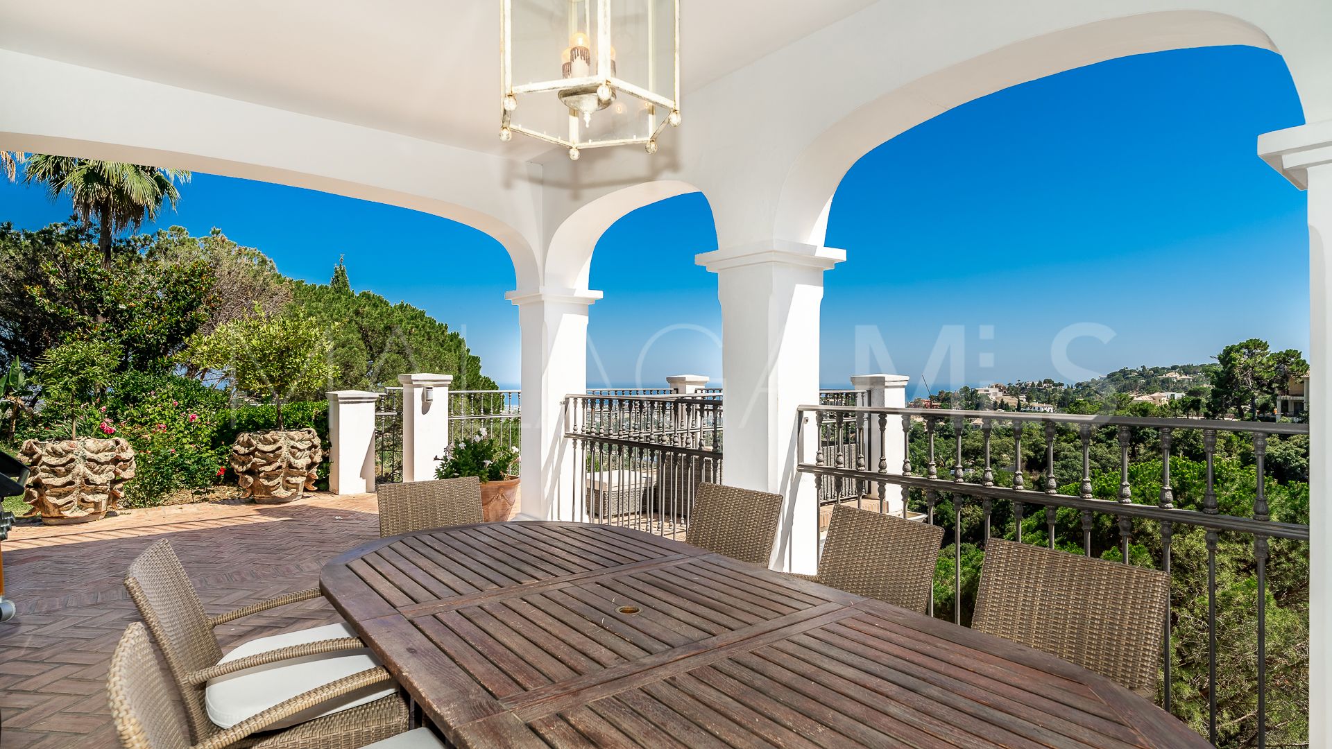 Villa for sale in El Madroñal