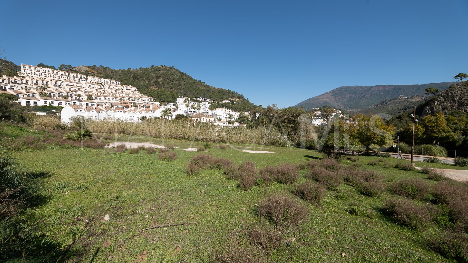 Terrain for sale in Benahavis