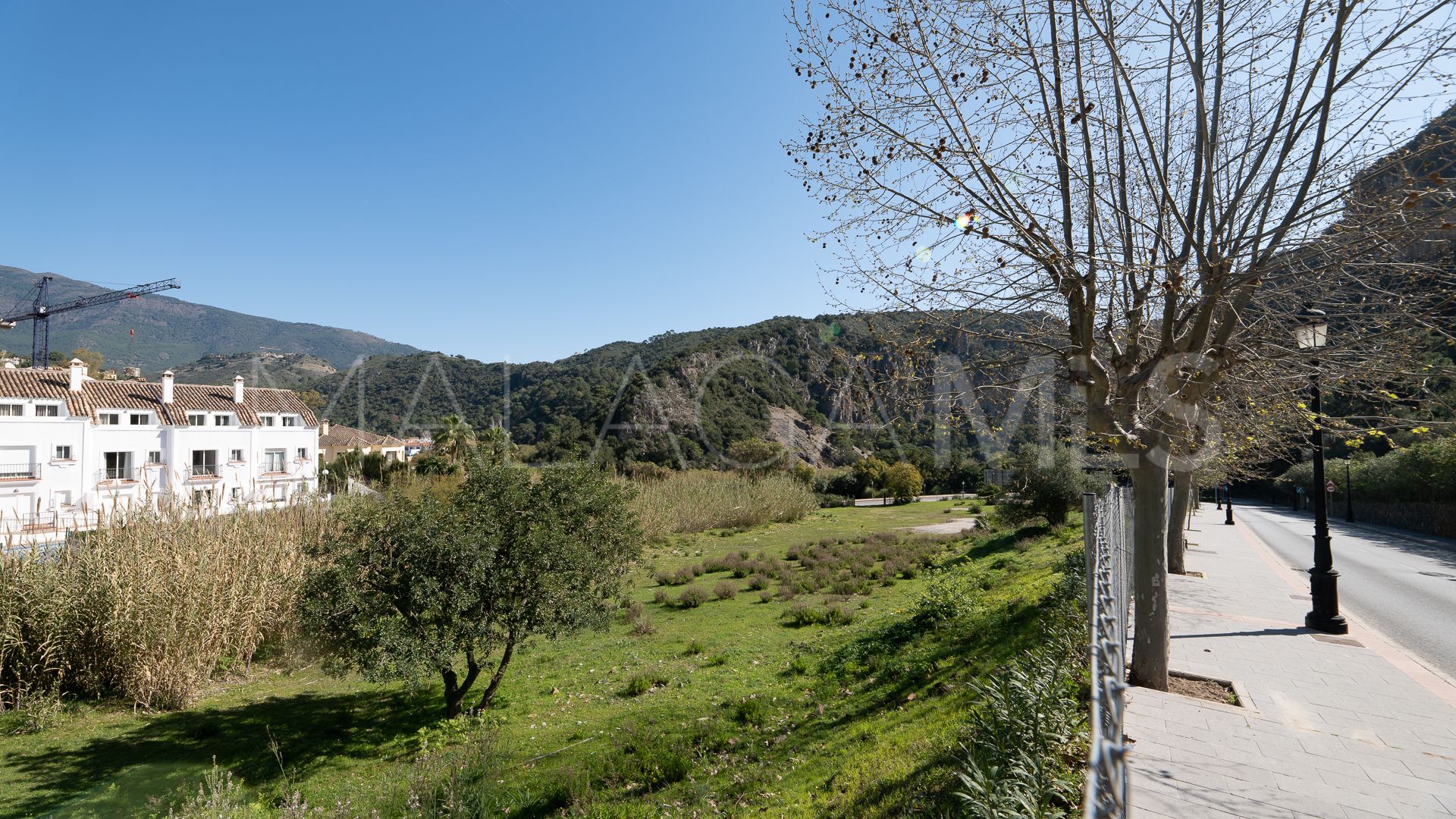 Terrain for sale in Benahavis
