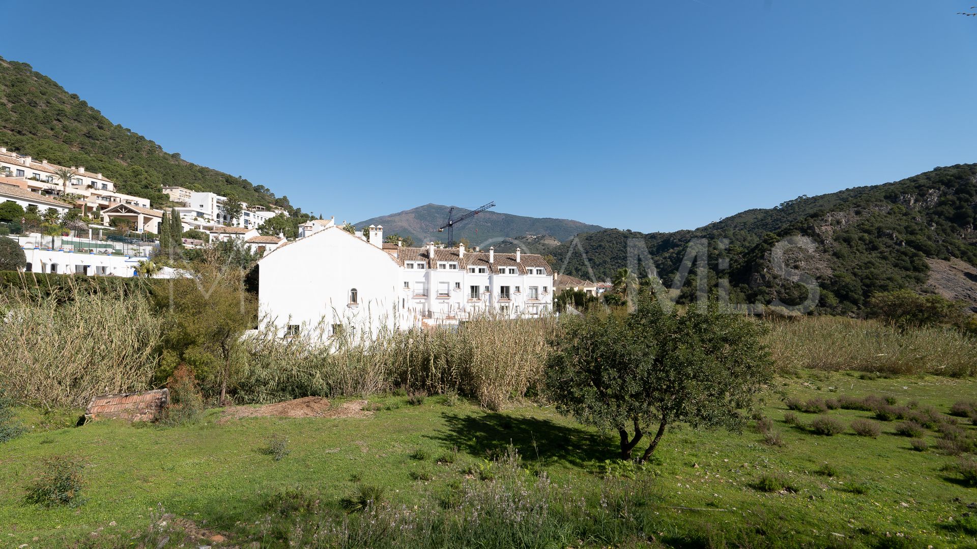 Terrain for sale in Benahavis