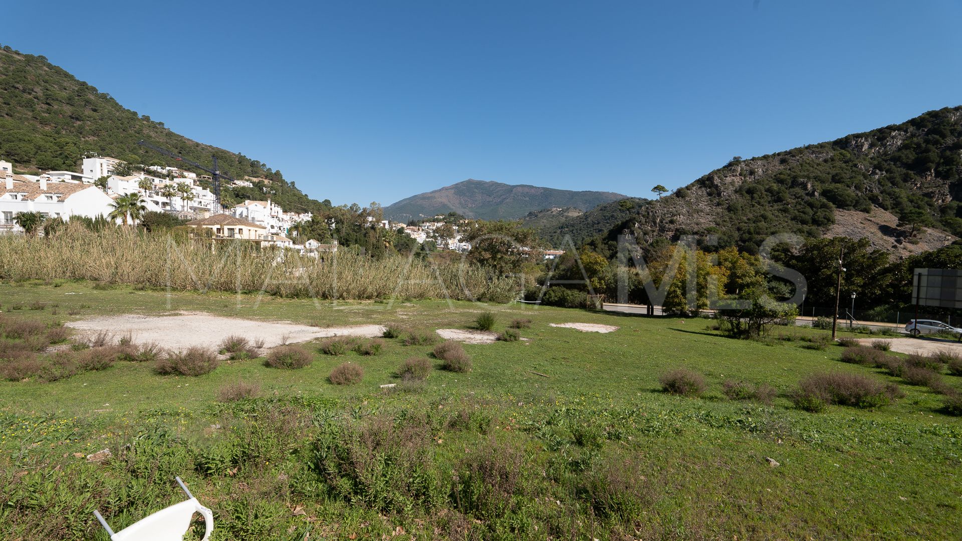 Terrain for sale in Benahavis