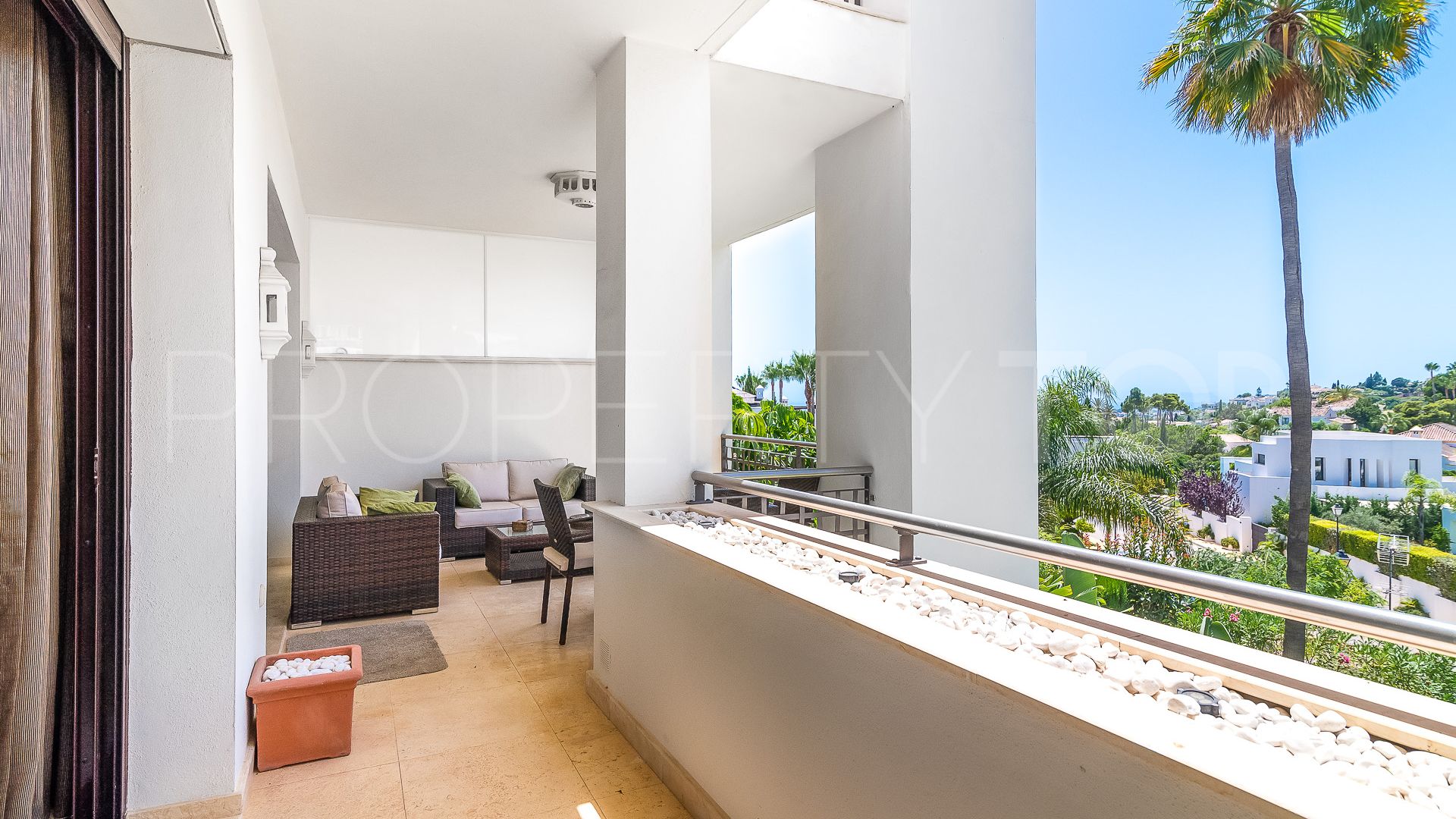 For sale 3 bedrooms apartment in Paraiso Alto