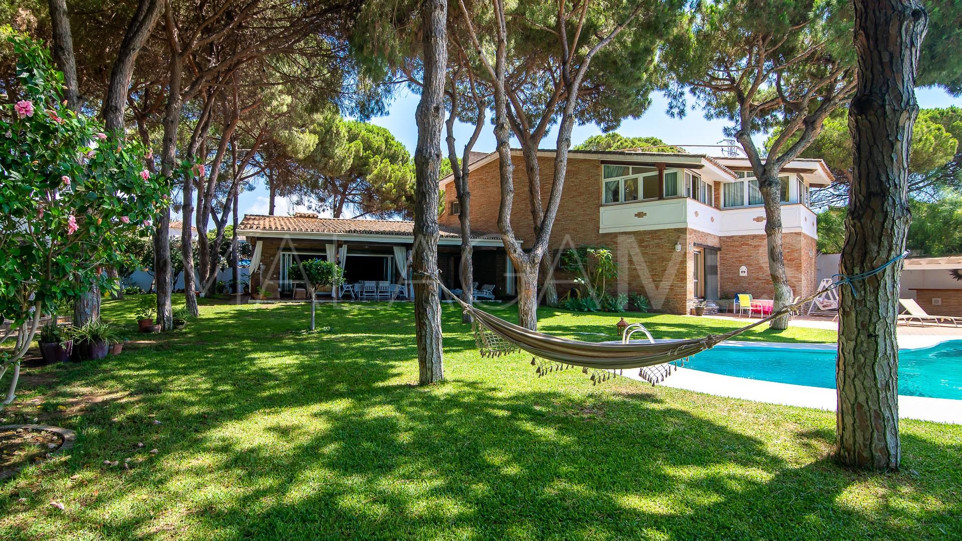 Villa for sale in Cabopino