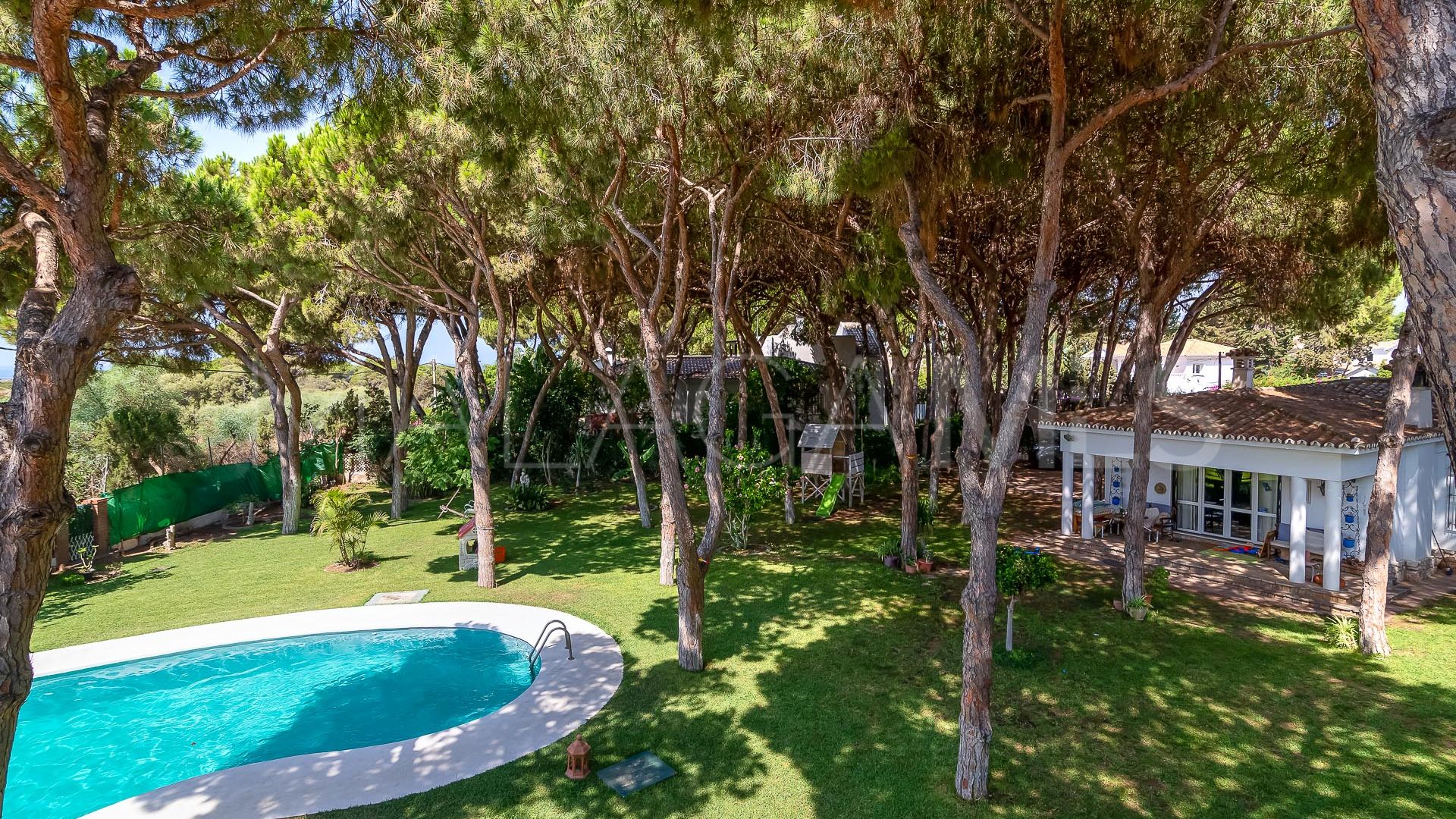 For sale villa in Cabopino