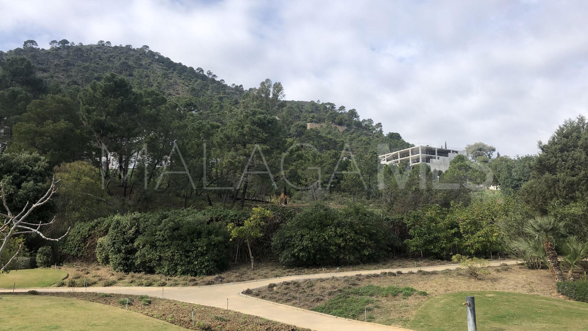 Terrain for sale in Benahavis