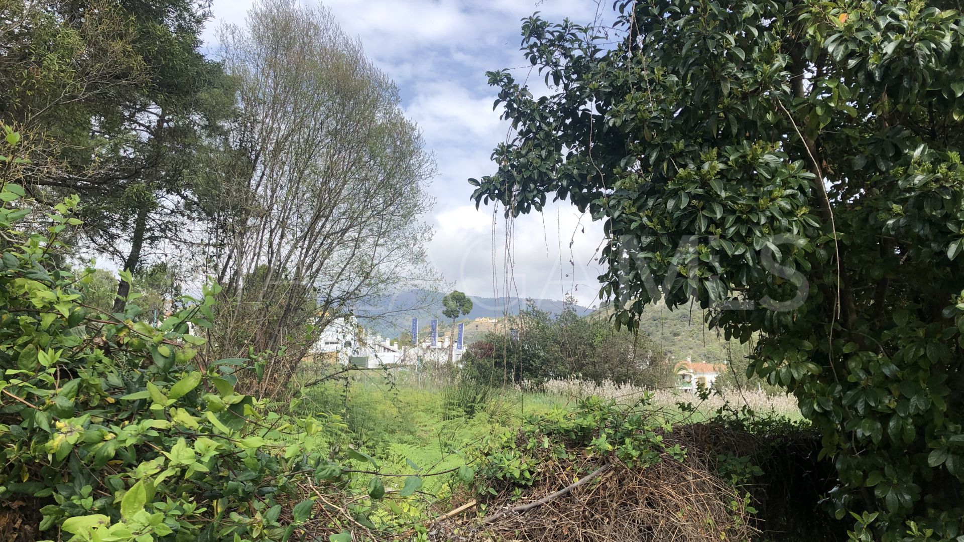 Terrain for sale in Benahavis