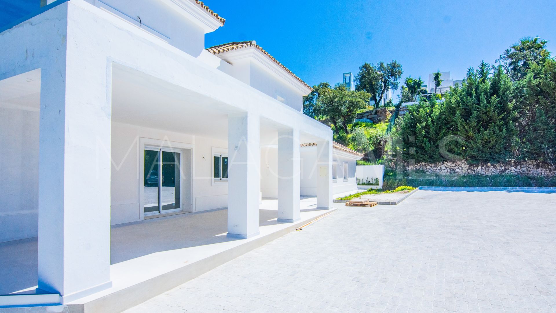 Altos de Elviria villa for sale