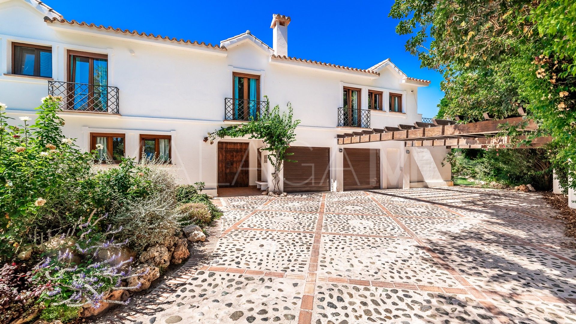 Villa a la venta in Guadalmina Baja