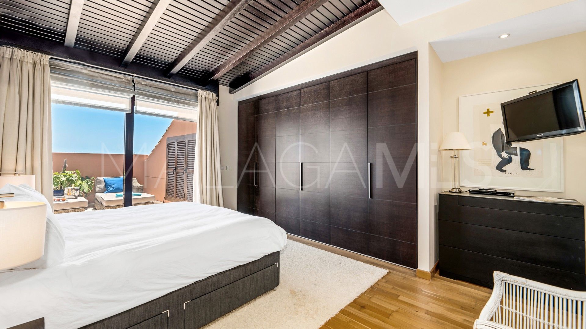 Atico for sale in Marbella - Puerto Banus with 3 bedrooms