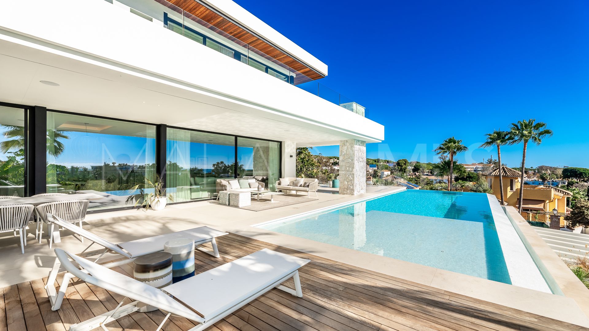Villa for sale in Marbesa