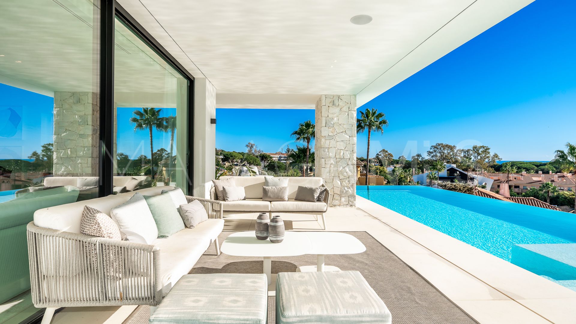 Villa for sale in Marbesa