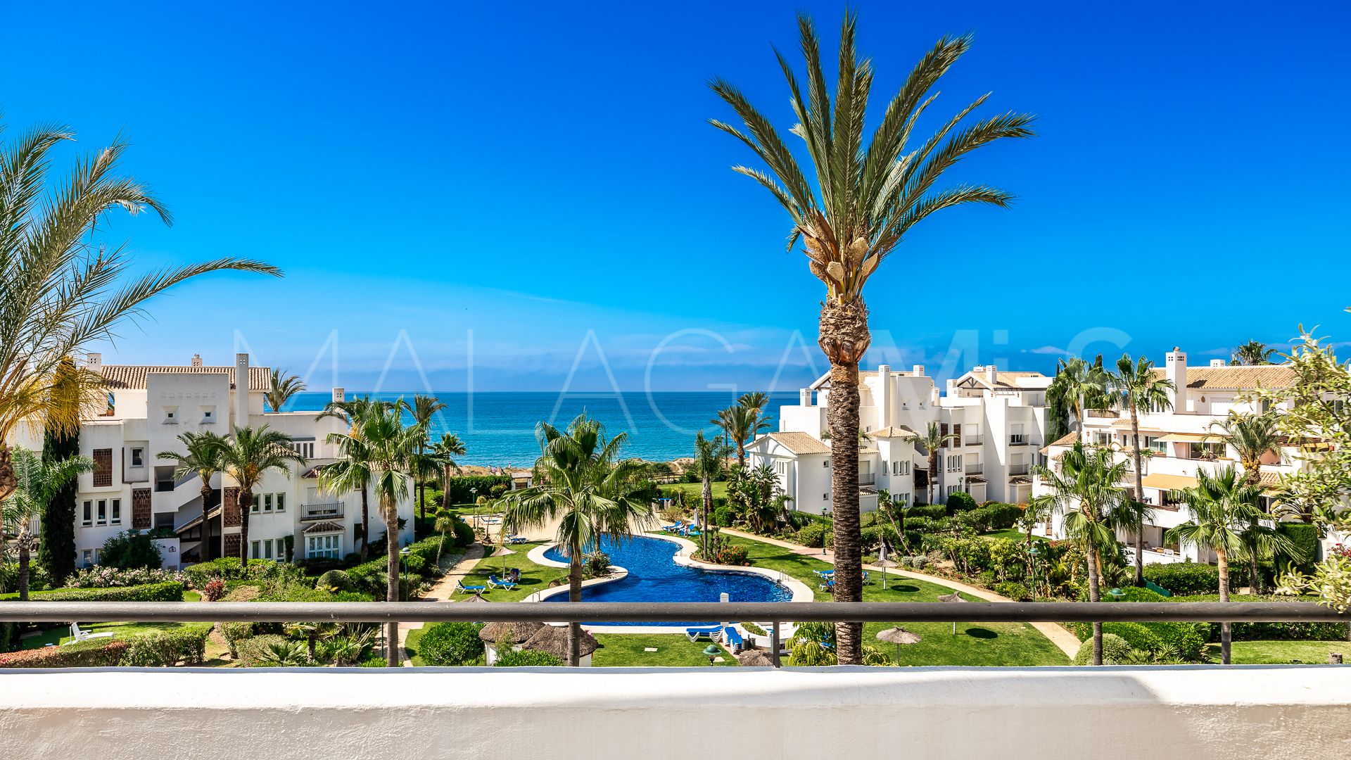 Atico for sale in Los Monteros with 3 bedrooms