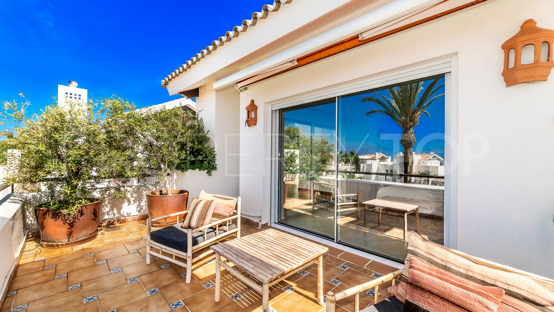 3 bedrooms penthouse in Los Monteros for sale